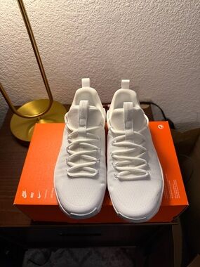 Nike Free Met on 6-7.5W